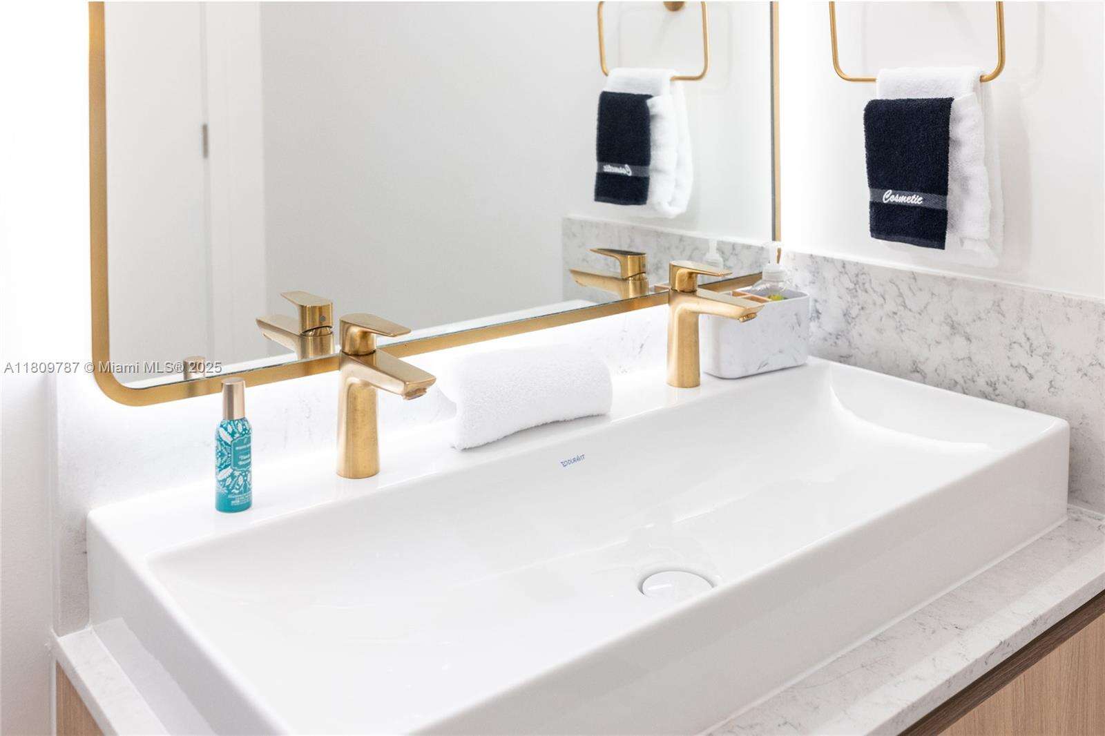 Natiivo | Gale Miami at 159 6 St, Miami, FL 33132 - For Rent photo 17