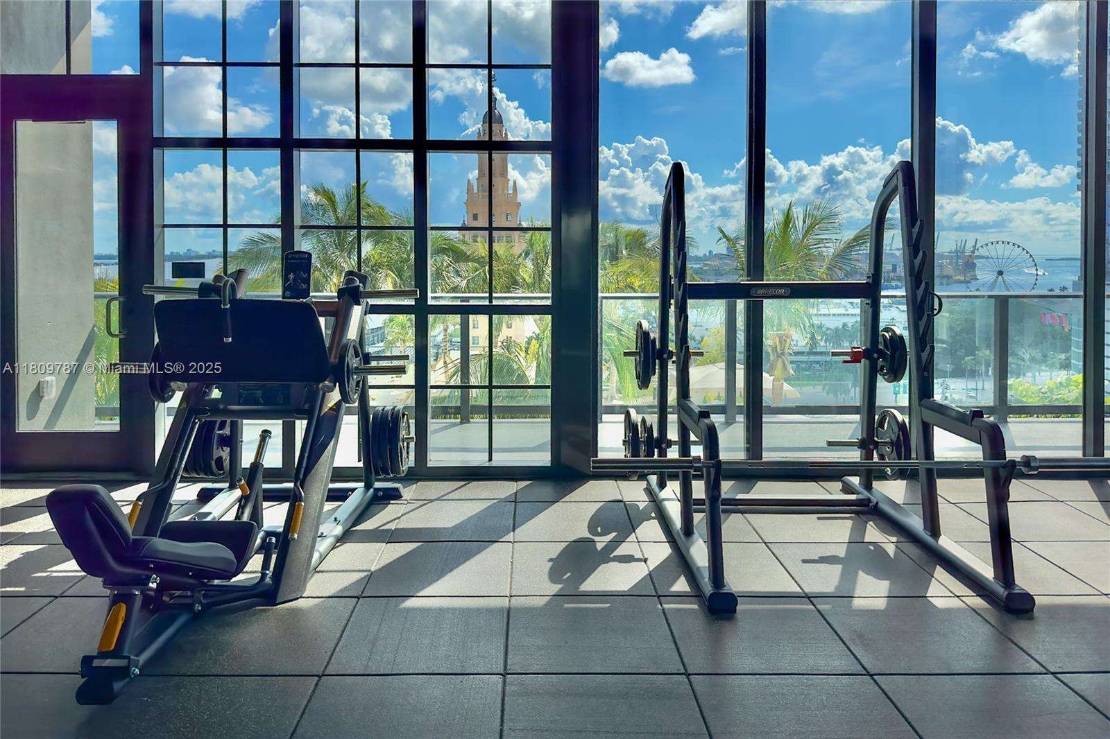 Natiivo | Gale Miami at 159 6 St, Miami, FL 33132 - For Rent photo 33