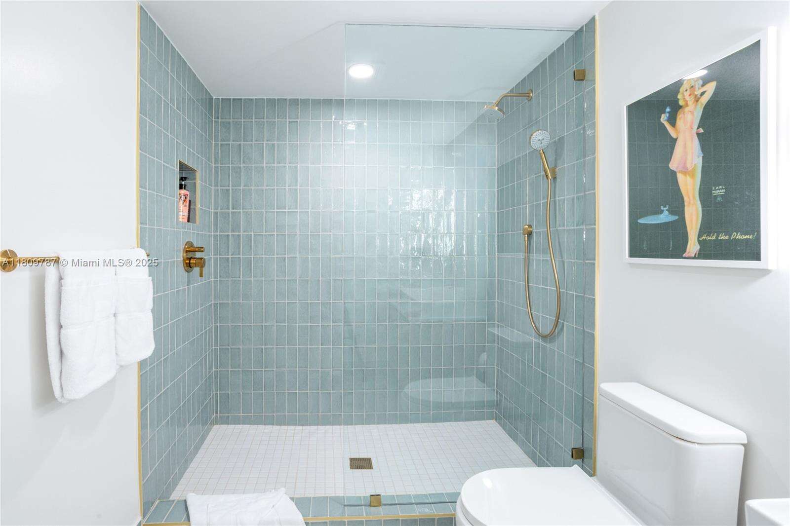 Natiivo | Gale Miami at 159 6 St, Miami, FL 33132 - For Rent photo 5