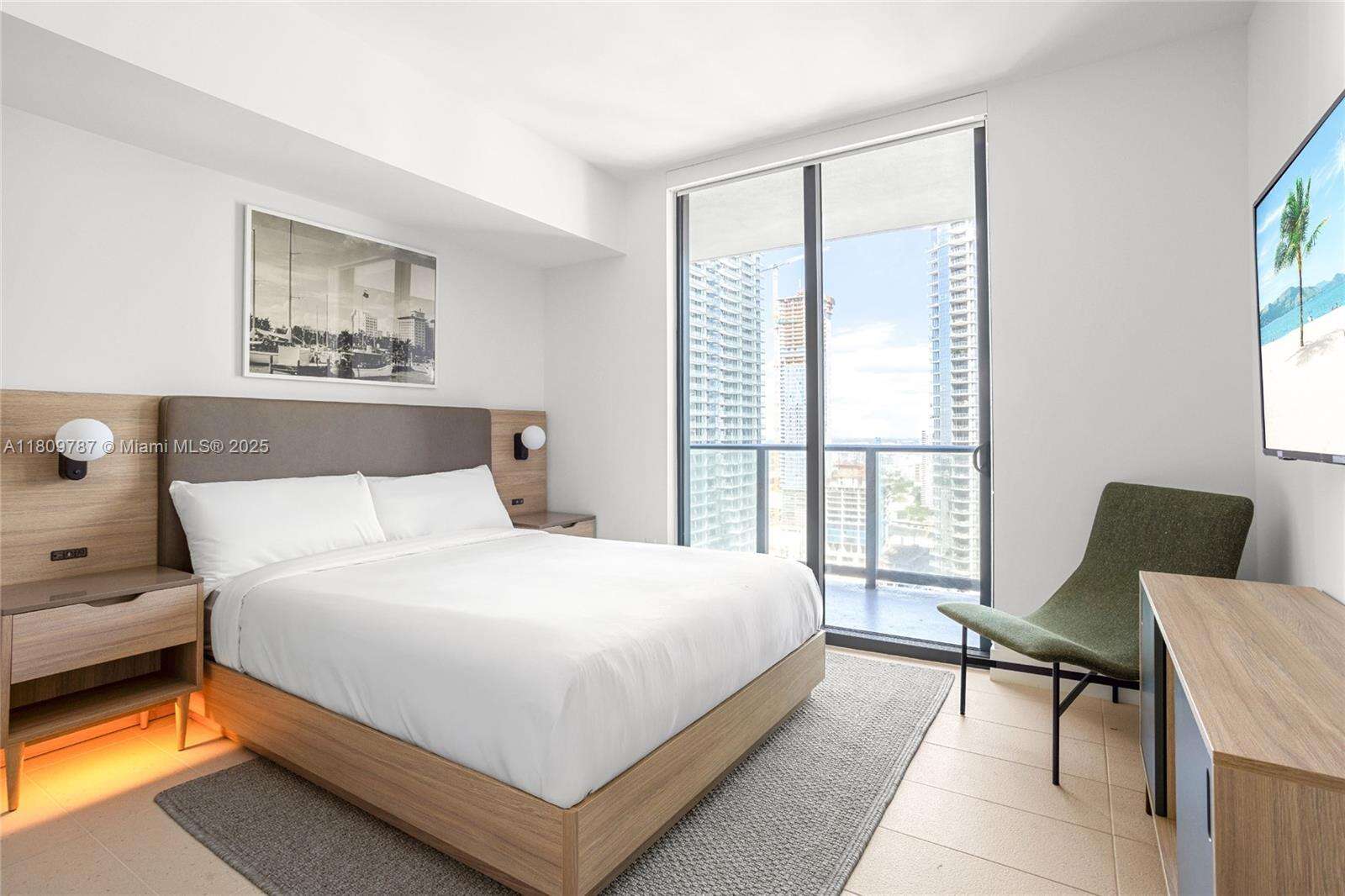 Natiivo | Gale Miami at 159 6 St, Miami, FL 33132 - For Rent photo 9