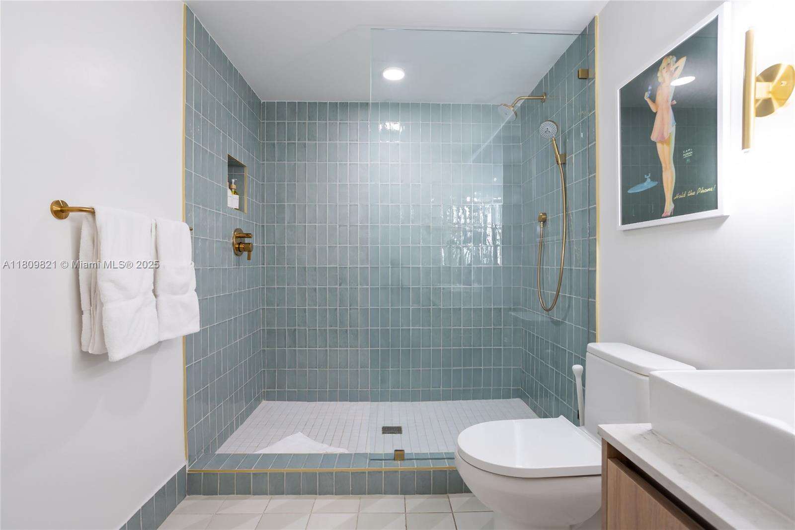 Natiivo | Gale Miami at 159 6 St, Miami, FL 33132 - For Rent photo 17