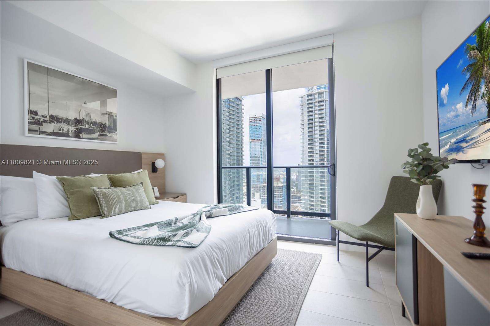 Natiivo | Gale Miami at 159 6 St, Miami, FL 33132 - For Rent photo 19