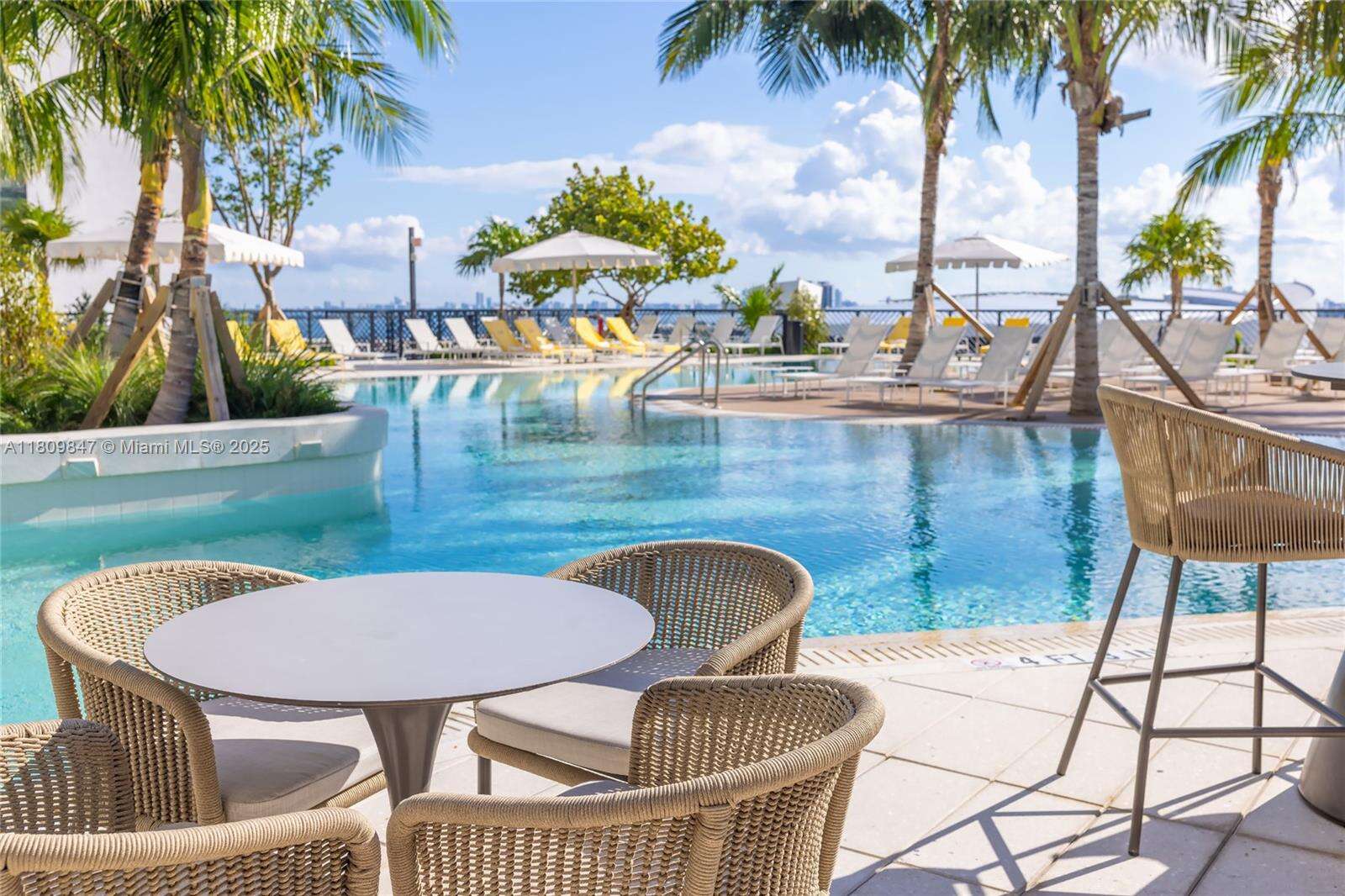Natiivo | Gale Miami at 159 6 St, Miami, FL 33132 - For Rent photo 20