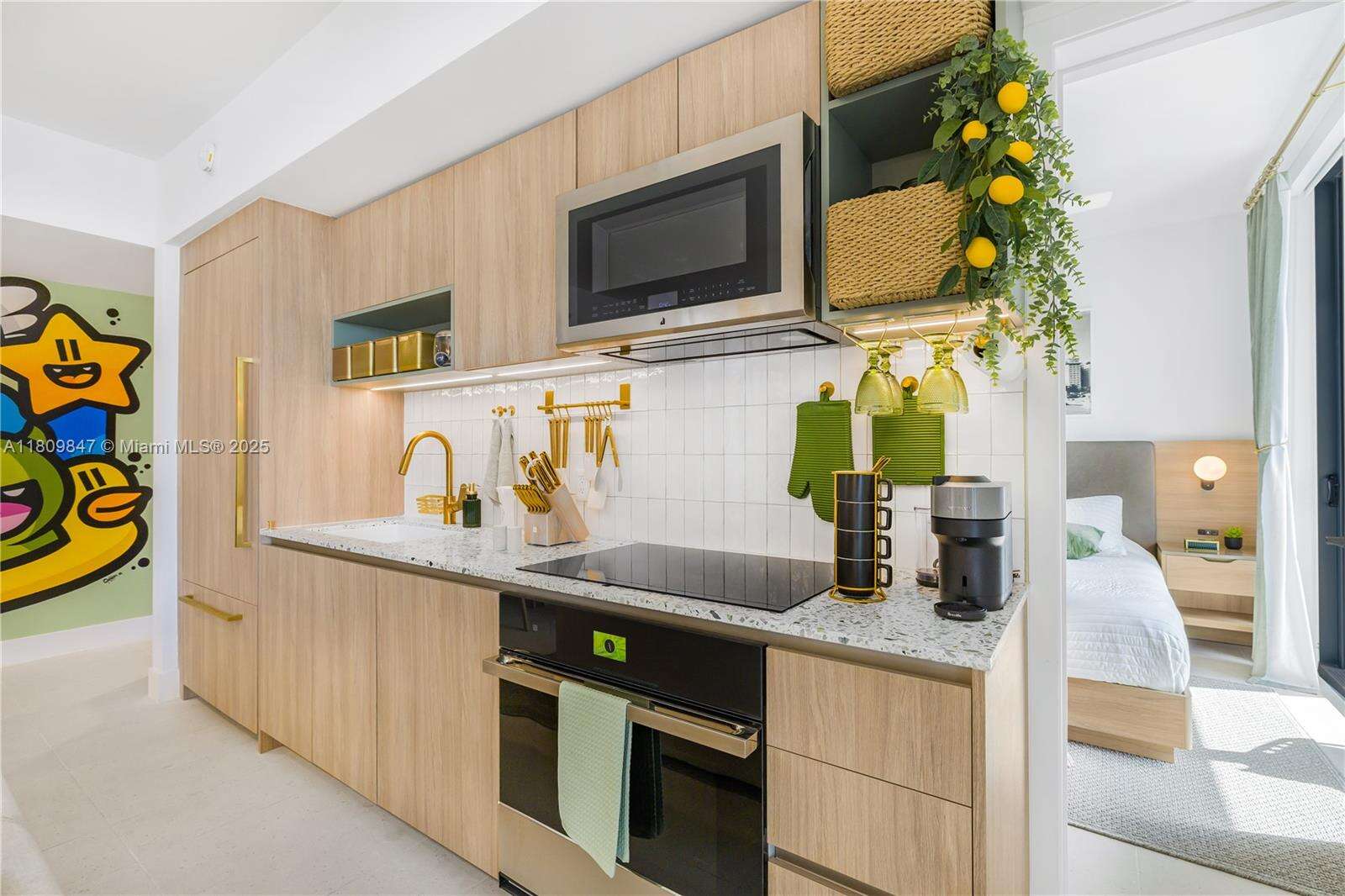 Natiivo | Gale Miami at 159 6 St, Miami, FL 33132 - For Rent photo 4