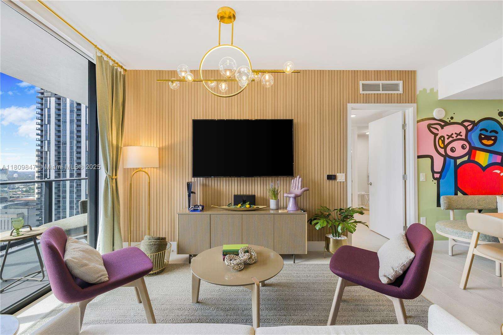 Natiivo | Gale Miami at 159 6 St, Miami, FL 33132 - For Rent photo 5