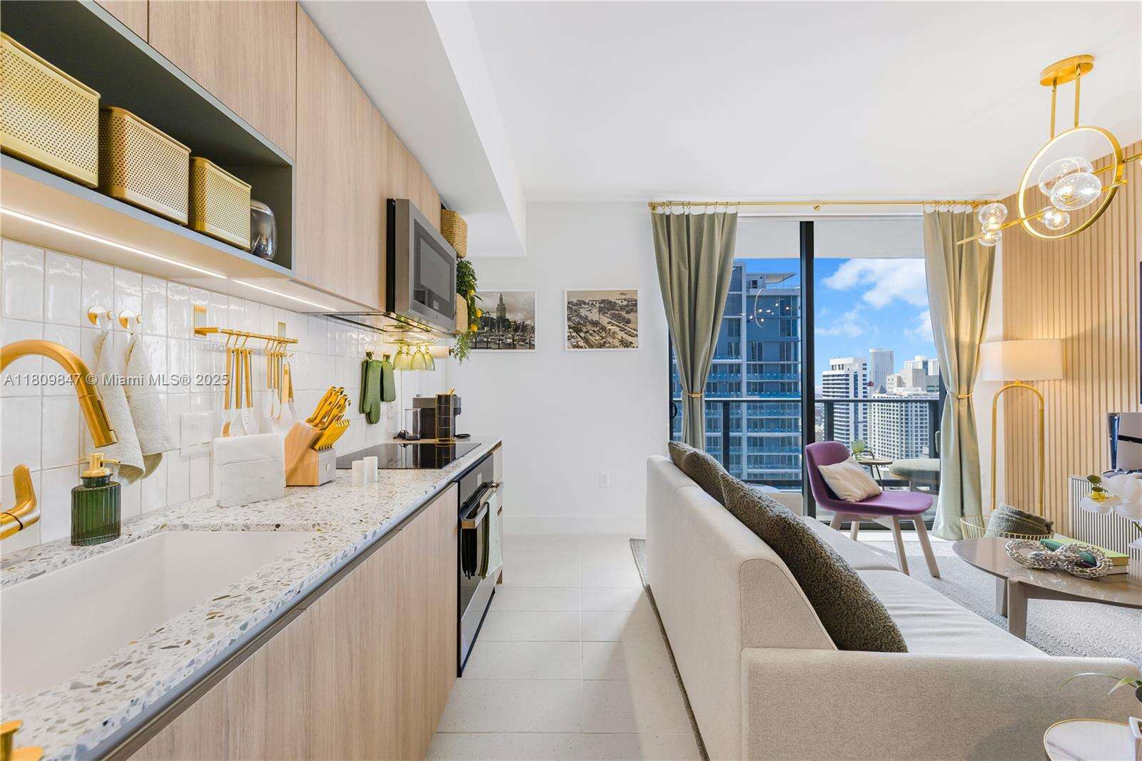 Natiivo | Gale Miami at 159 6 St, Miami, FL 33132 - For Rent photo 7