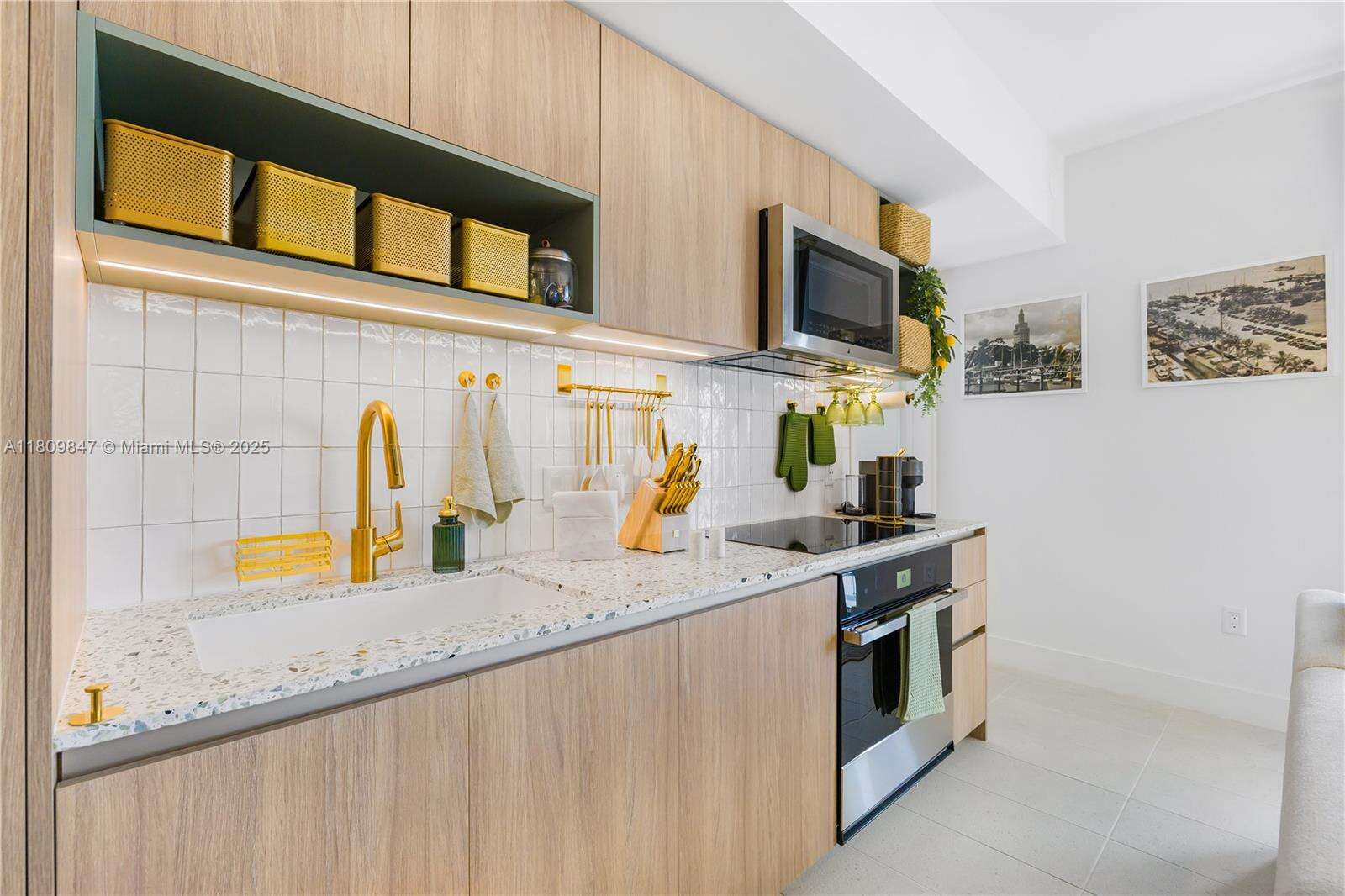 Natiivo | Gale Miami at 159 6 St, Miami, FL 33132 - For Rent photo 8