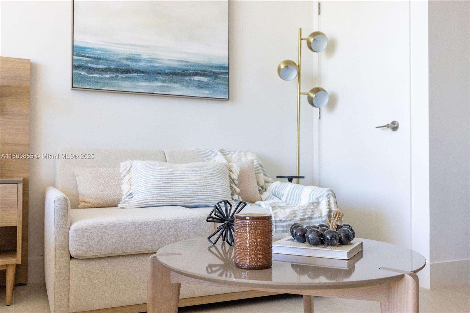 Natiivo | Gale Miami at 159 6 St, Miami, FL 33132 - For Rent photo 11