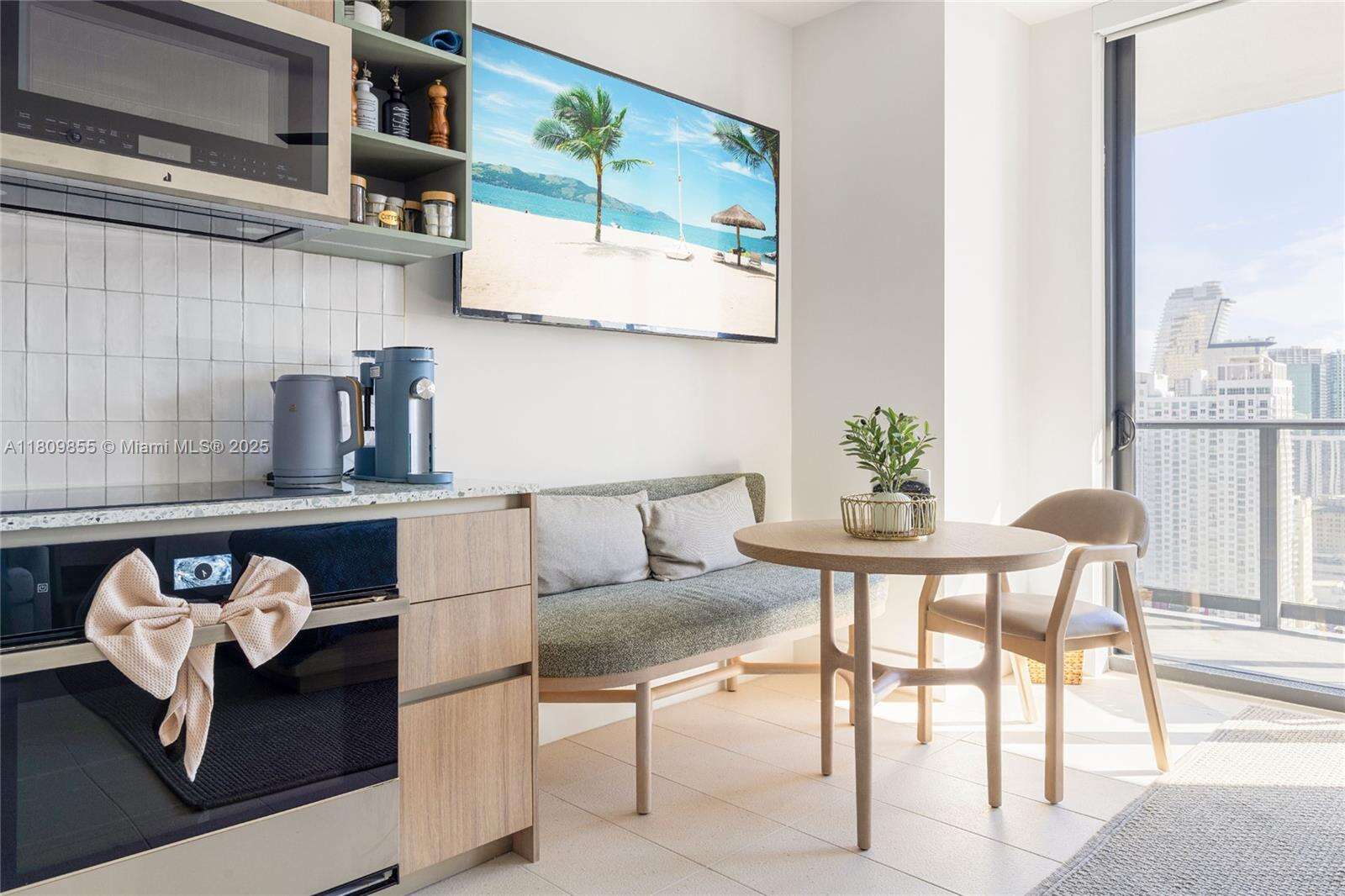 Natiivo | Gale Miami at 159 6 St, Miami, FL 33132 - For Rent photo 19