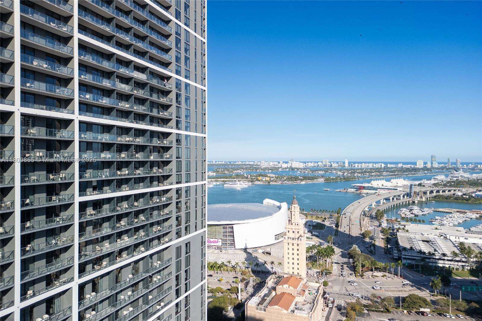 Natiivo | Gale Miami at 159 6 St, Miami, FL 33132 - For Rent photo 37