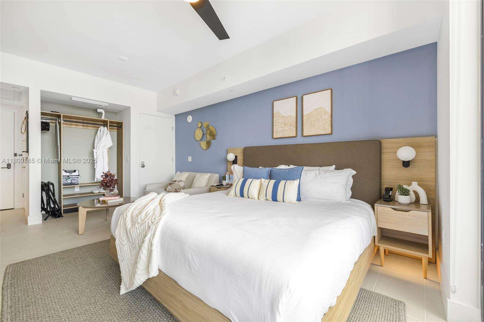 Natiivo | Gale Miami at 159 6 St, Miami, FL 33132 - For Rent photo 11