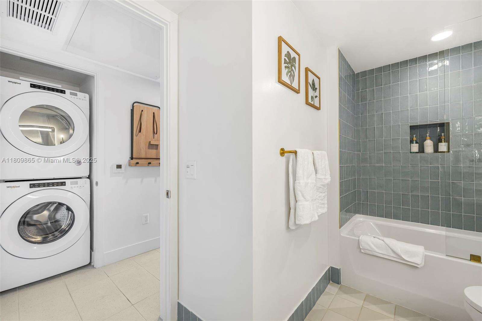 Natiivo | Gale Miami at 159 6 St, Miami, FL 33132 - For Rent photo 34
