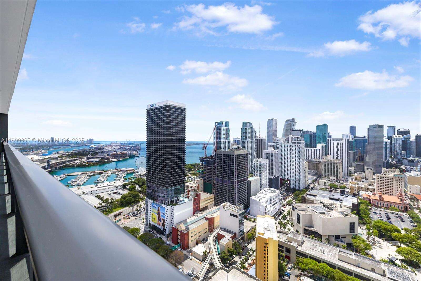 Natiivo | Gale Miami at 159 6 St, Miami, FL 33132 - For Rent photo 41