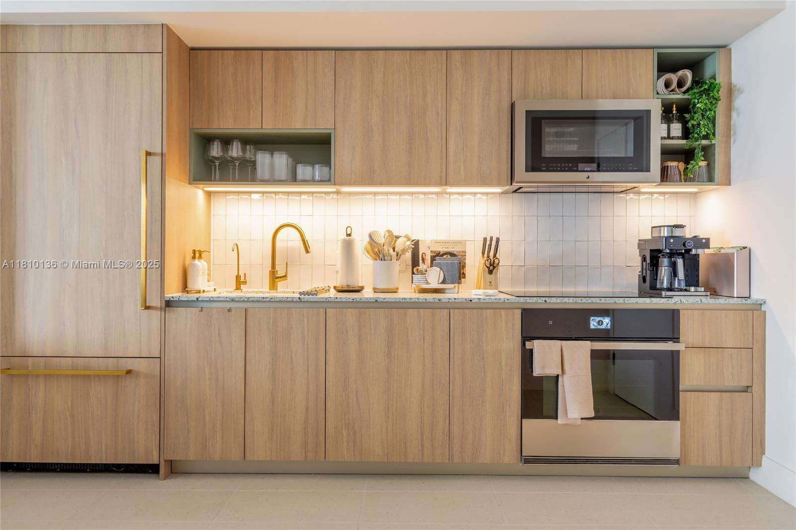 Natiivo | Gale Miami at 159 6 St, Miami, FL 33132 - For Rent photo 14