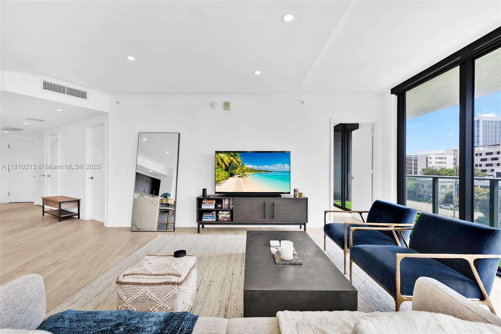 Hyde Midtown at 121 34th St, Miami, FL 33137 - For Rent photo 2