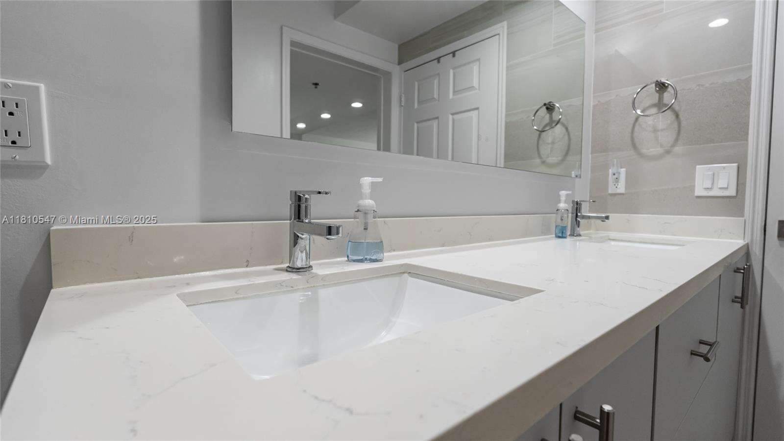 Village By The Bay at 3245 184th St, Aventura, FL 33160 - For Rent photo 50