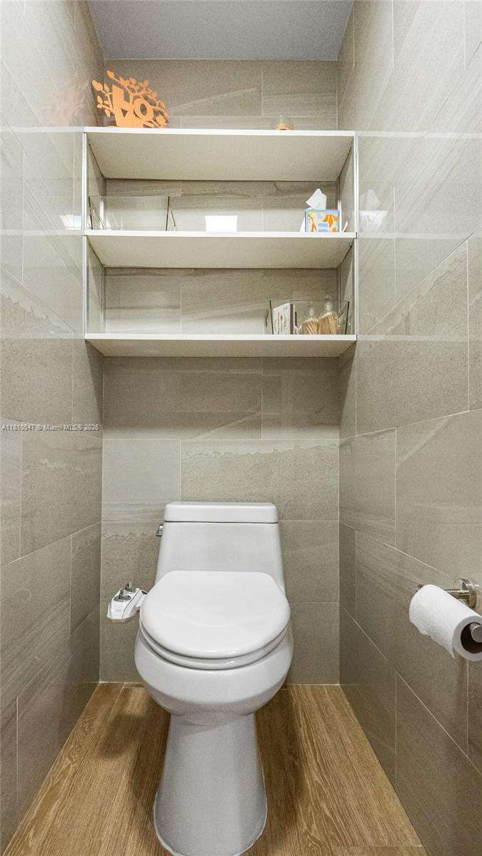Village By The Bay at 3245 184th St, Aventura, FL 33160 - For Rent photo 51