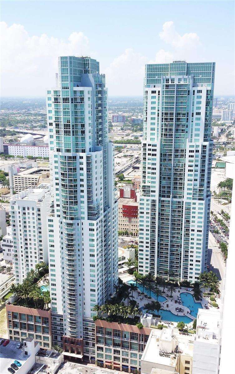 Vizcayne North at 244 Biscayne Blvd, Miami, FL 33132 - For Rent photo 2