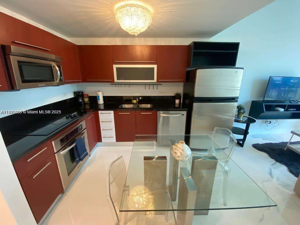 Vizcayne North at 244 Biscayne Blvd, Miami, FL 33132 - For Rent photo 7