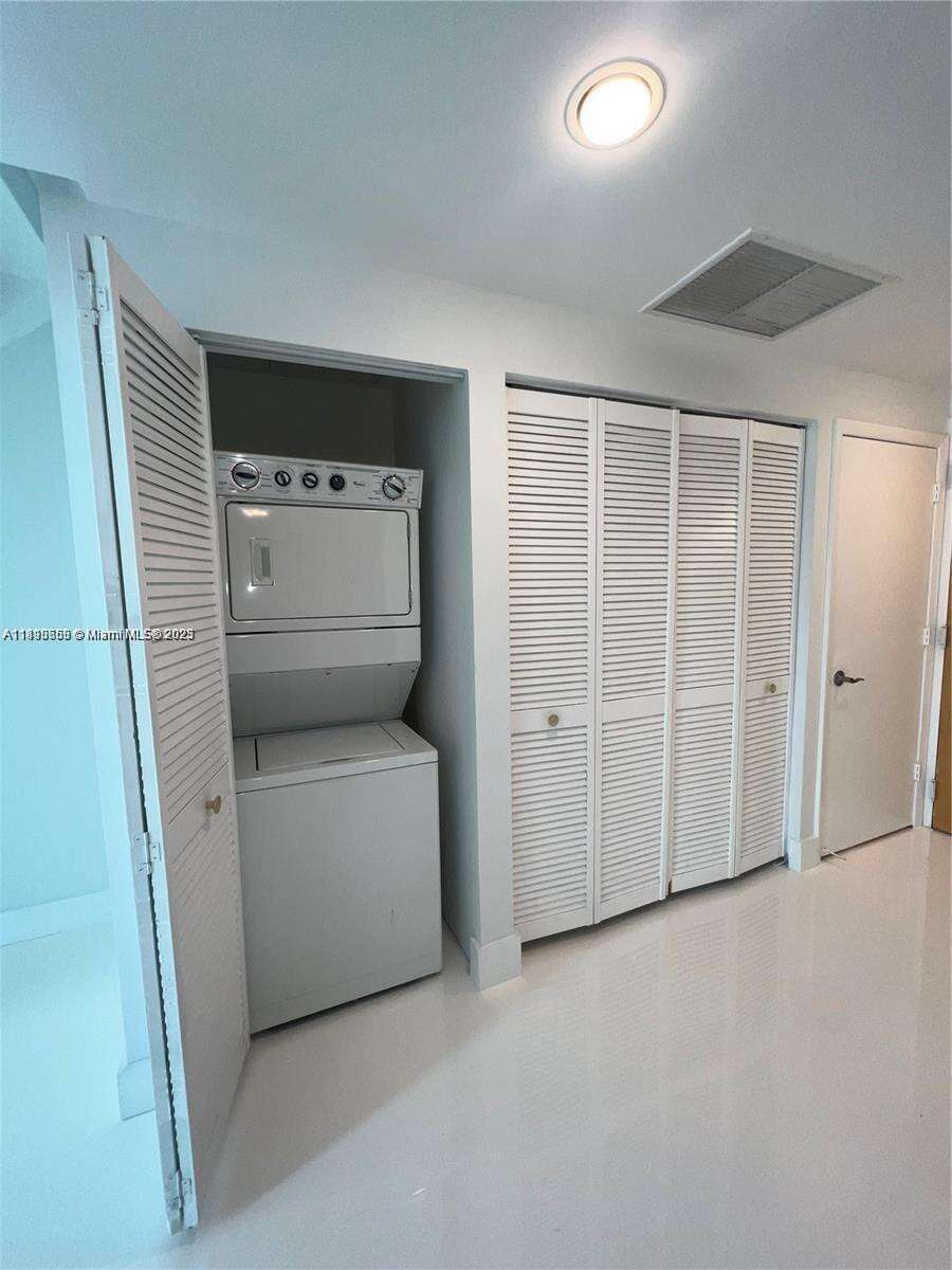 Vizcayne North at 244 Biscayne Blvd, Miami, FL 33132 - For Rent photo 10