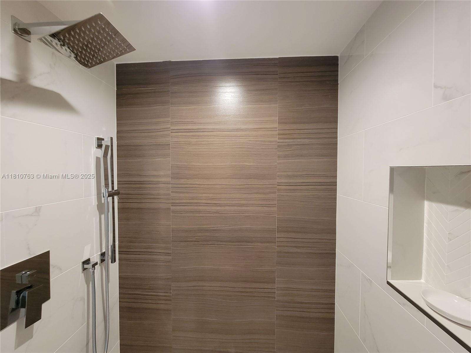 The Beach Club Two at 1830 Ocean Dr, Hallandale Beach, FL 33009 - For Rent photo 30