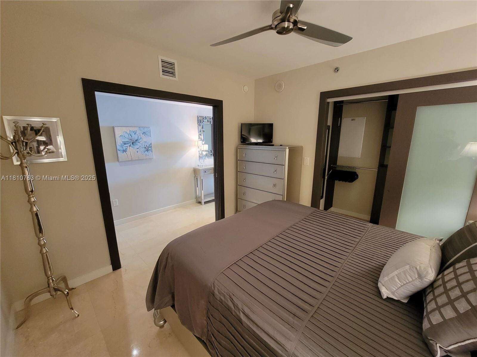 The Beach Club Two at 1830 Ocean Dr, Hallandale Beach, FL 33009 - For Rent photo 32