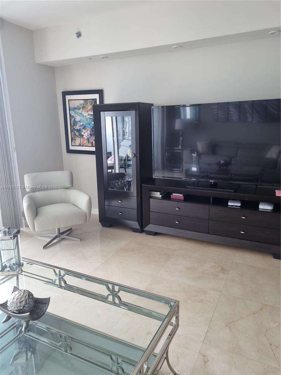 The Beach Club Two at 1830 Ocean Dr, Hallandale Beach, FL 33009 - For Rent photo 8