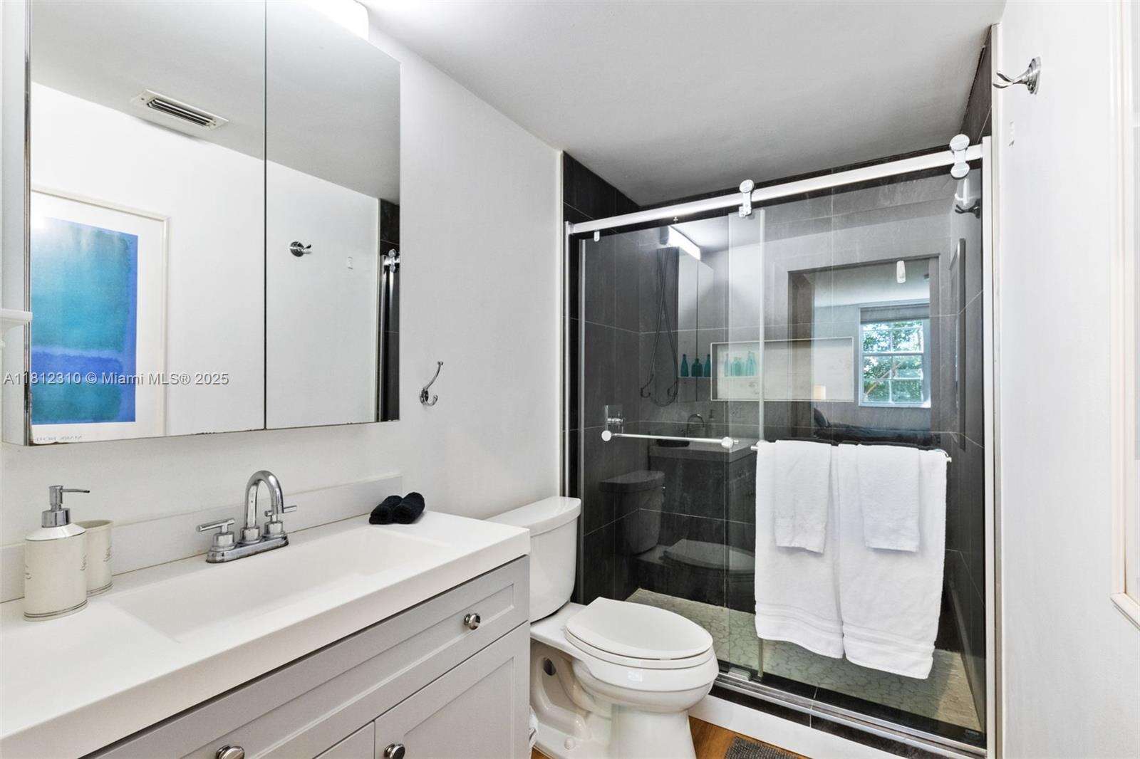 The Yacht Club At Aventura at 19999 Country Club Dr, Aventura, FL 33180 - For Rent photo 16