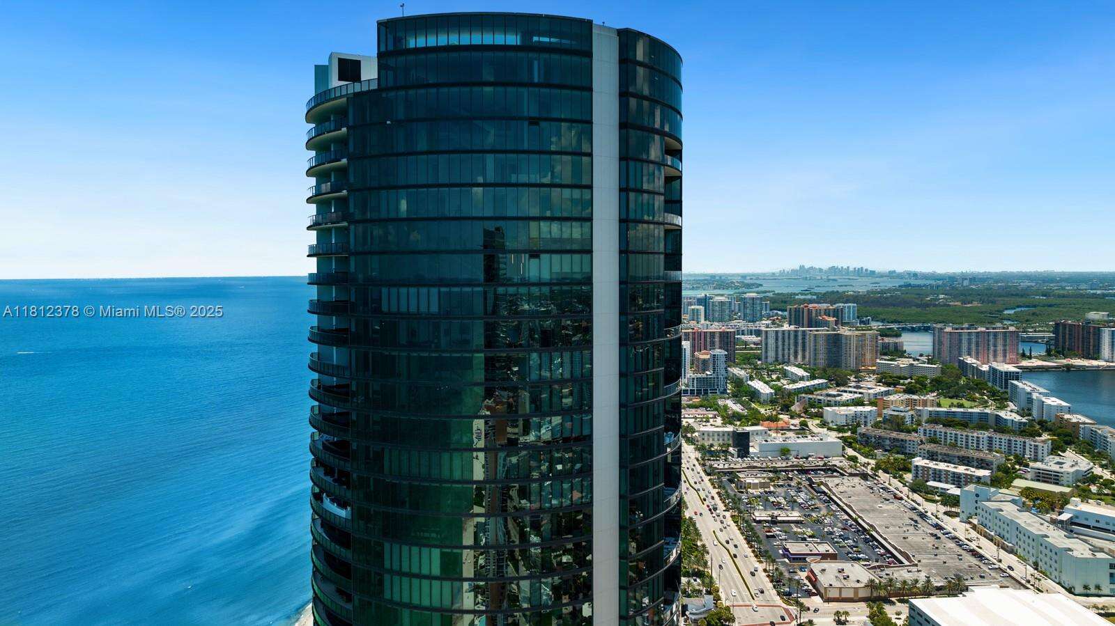 Porsche Design Tower at 18555 Collins Ave, Sunny Isles Beach, FL 33160 - For Rent photo 42