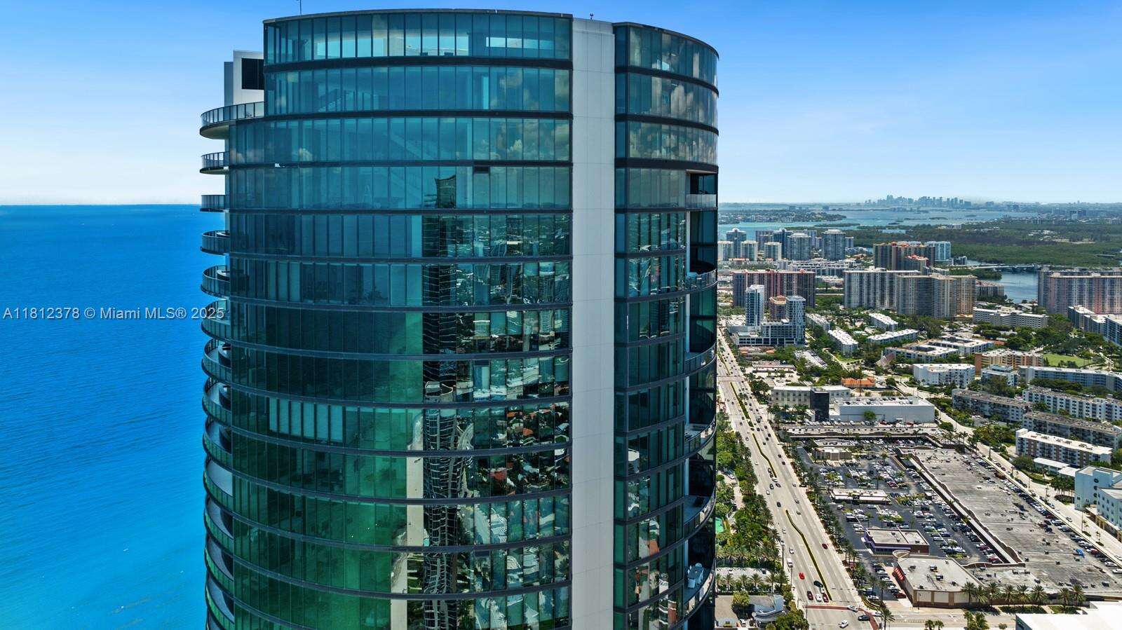Porsche Design Tower at 18555 Collins Ave, Sunny Isles Beach, FL 33160 - For Rent photo 43
