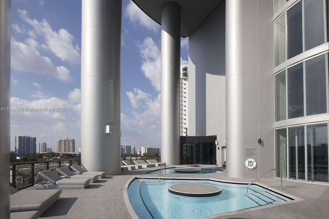 Porsche Design Tower at 18555 Collins Ave, Sunny Isles Beach, FL 33160 - For Rent photo 71