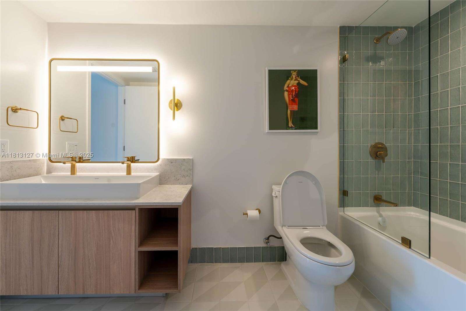 Natiivo | Gale Miami at 159 6th St, Miami, FL 33132 - For Rent photo 13