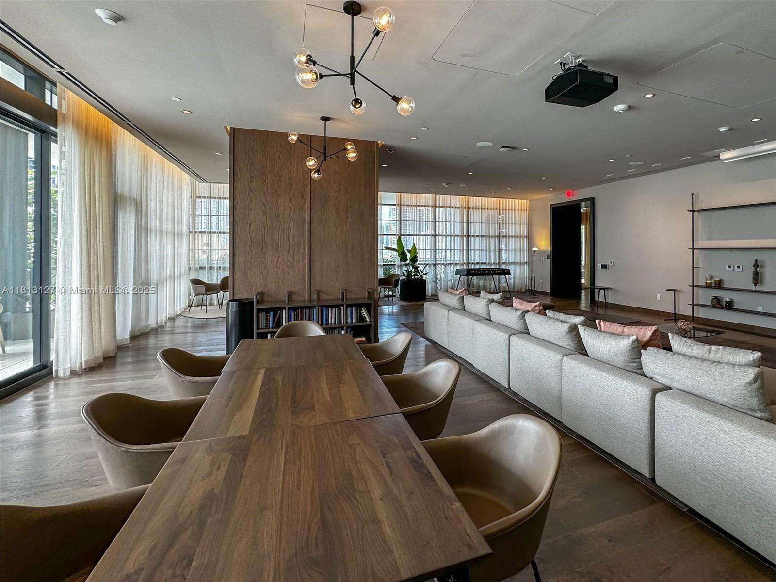 Natiivo | Gale Miami at 159 6th St, Miami, FL 33132 - For Rent photo 35