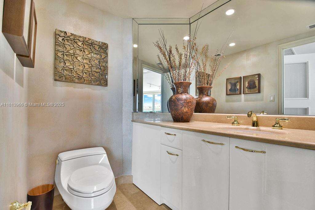 Porto Vita South at 19955 38 Ct, Aventura, FL 33180 - For Rent photo 24