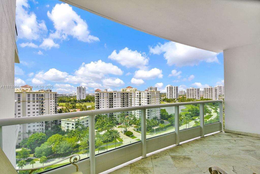 Porto Vita South at 19955 38 Ct, Aventura, FL 33180 - For Rent photo 32