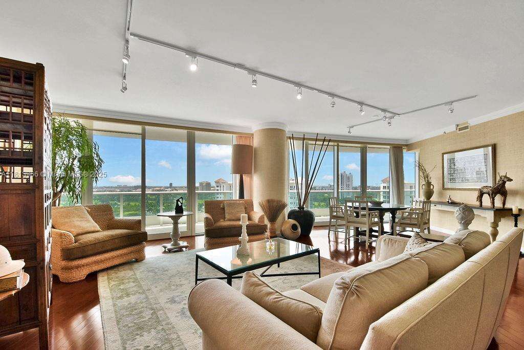 Porto Vita South at 19955 38 Ct, Aventura, FL 33180 - For Rent photo 9