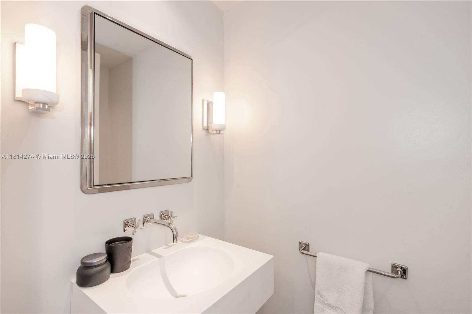 The Ritz Carlton Condos For Sale & Rent at 10295 Collins Ave, Bal Harbour, FL 33154 - For Rent photo 17