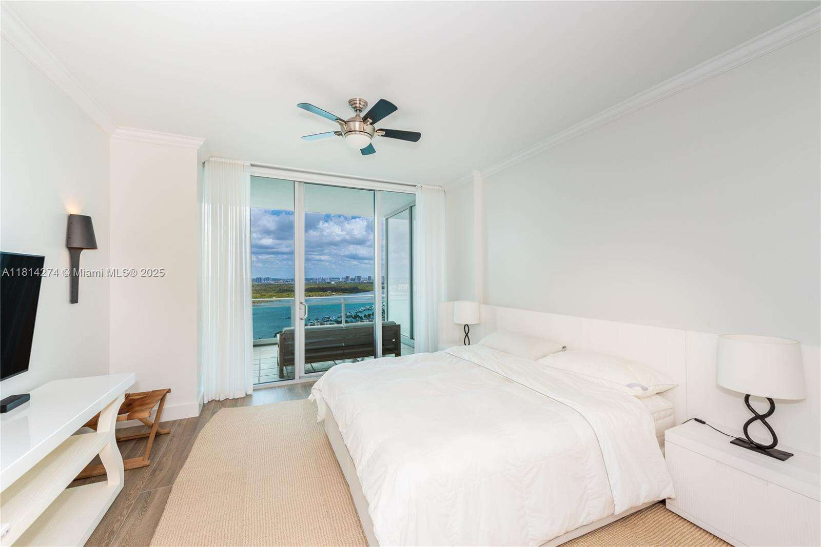 The Ritz Carlton Condos For Sale & Rent at 10295 Collins Ave, Bal Harbour, FL 33154 - For Rent photo 6
