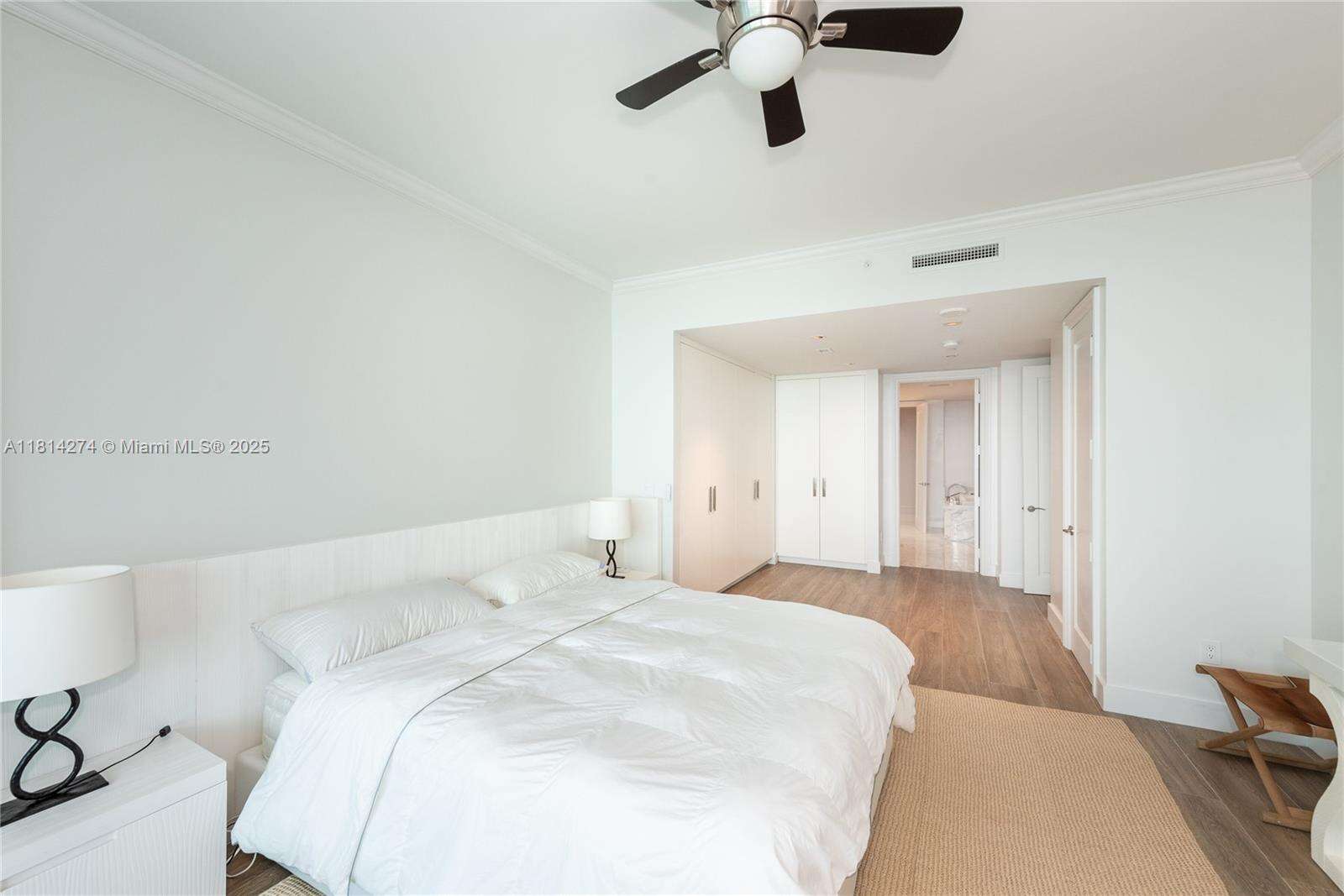 The Ritz Carlton Condos For Sale & Rent at 10295 Collins Ave, Bal Harbour, FL 33154 - For Rent photo 7