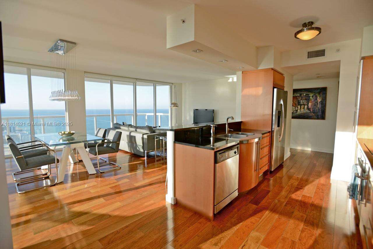 Akoya at 6365 Collins Ave, Miami Beach, FL 33141 - For Rent photo 1