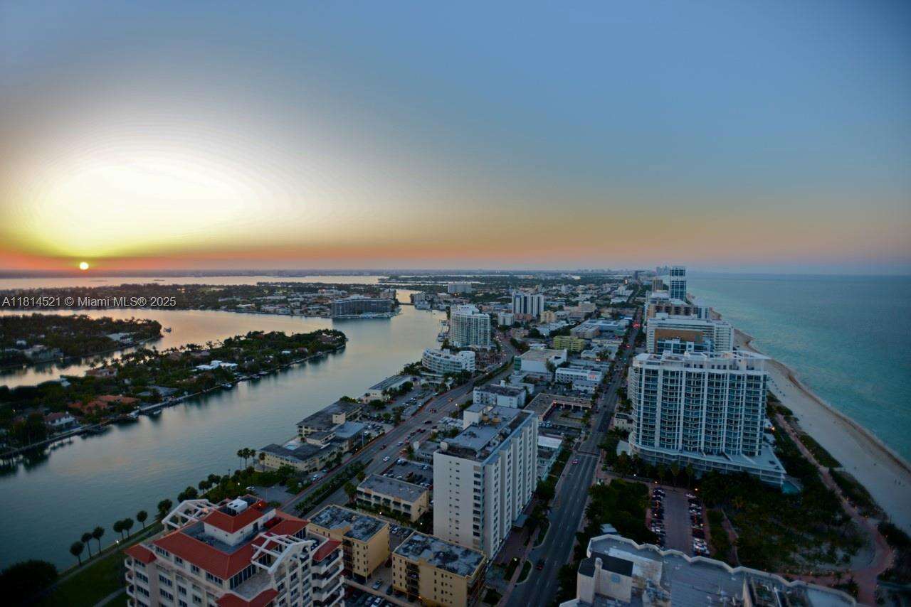 Akoya at 6365 Collins Ave, Miami Beach, FL 33141 - For Rent photo 16