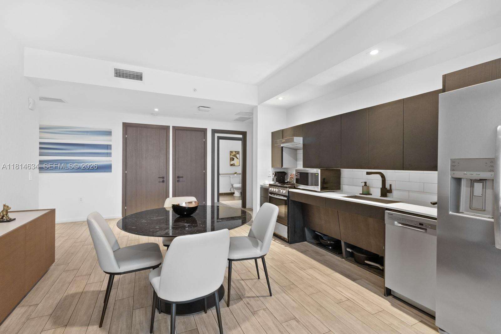 The Elser at 398 5 St, Miami, FL 33132 - For Rent photo 5