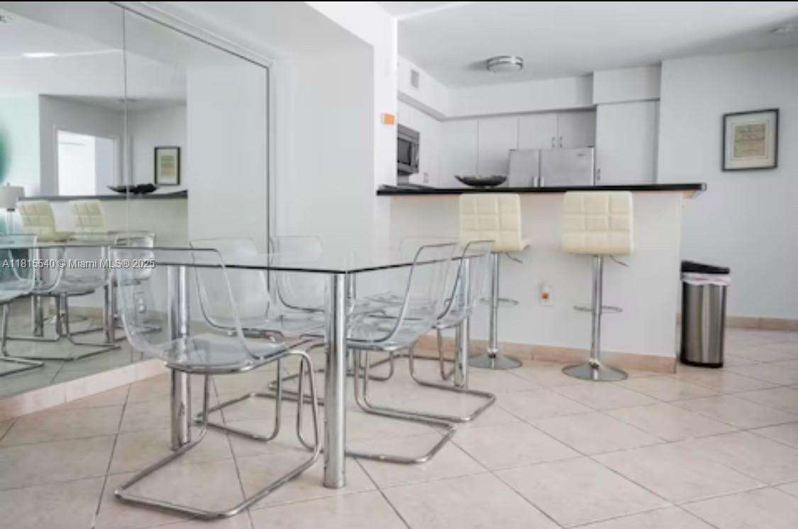 The Yacht Club At Aventura at 19601 Country Club Drive, Aventura, FL 33180 - For Rent photo 2