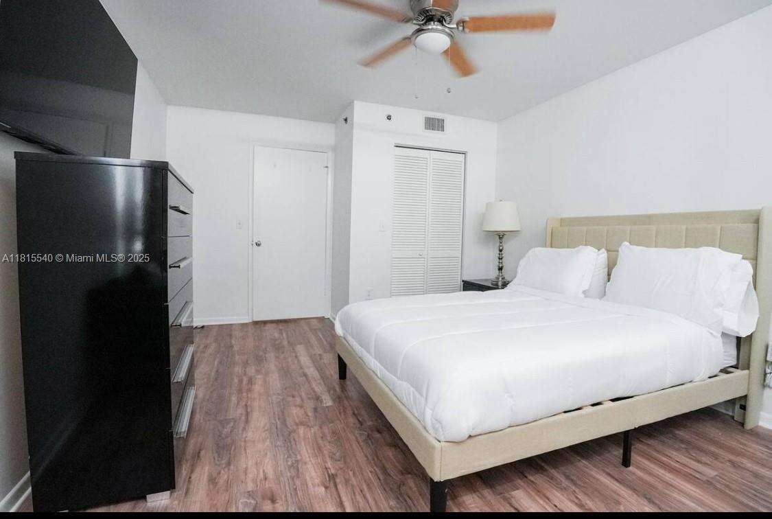 The Yacht Club At Aventura at 19601 Country Club Drive, Aventura, FL 33180 - For Rent photo 15