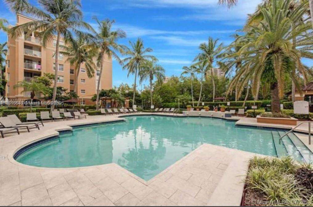 The Yacht Club At Aventura at 19601 Country Club Drive, Aventura, FL 33180 - For Rent photo 20