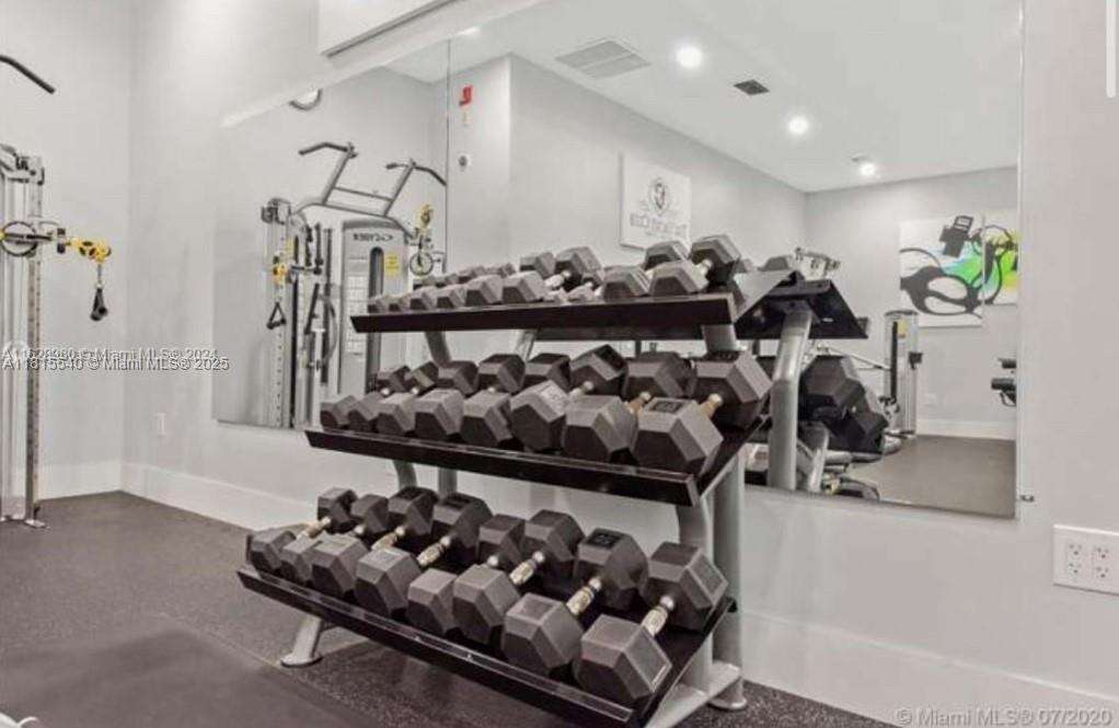 The Yacht Club At Aventura at 19601 Country Club Drive, Aventura, FL 33180 - For Rent photo 29
