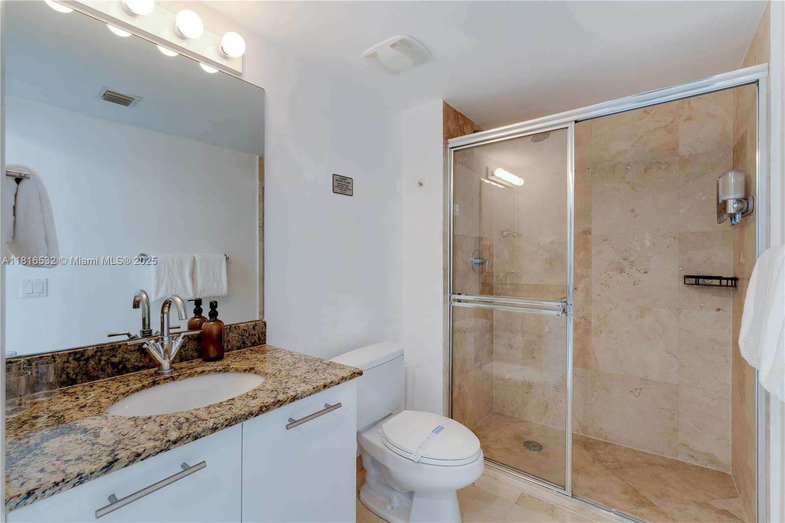 Brickell On The River at 41 5 St, Miami, FL 33131 - For Rent photo 12