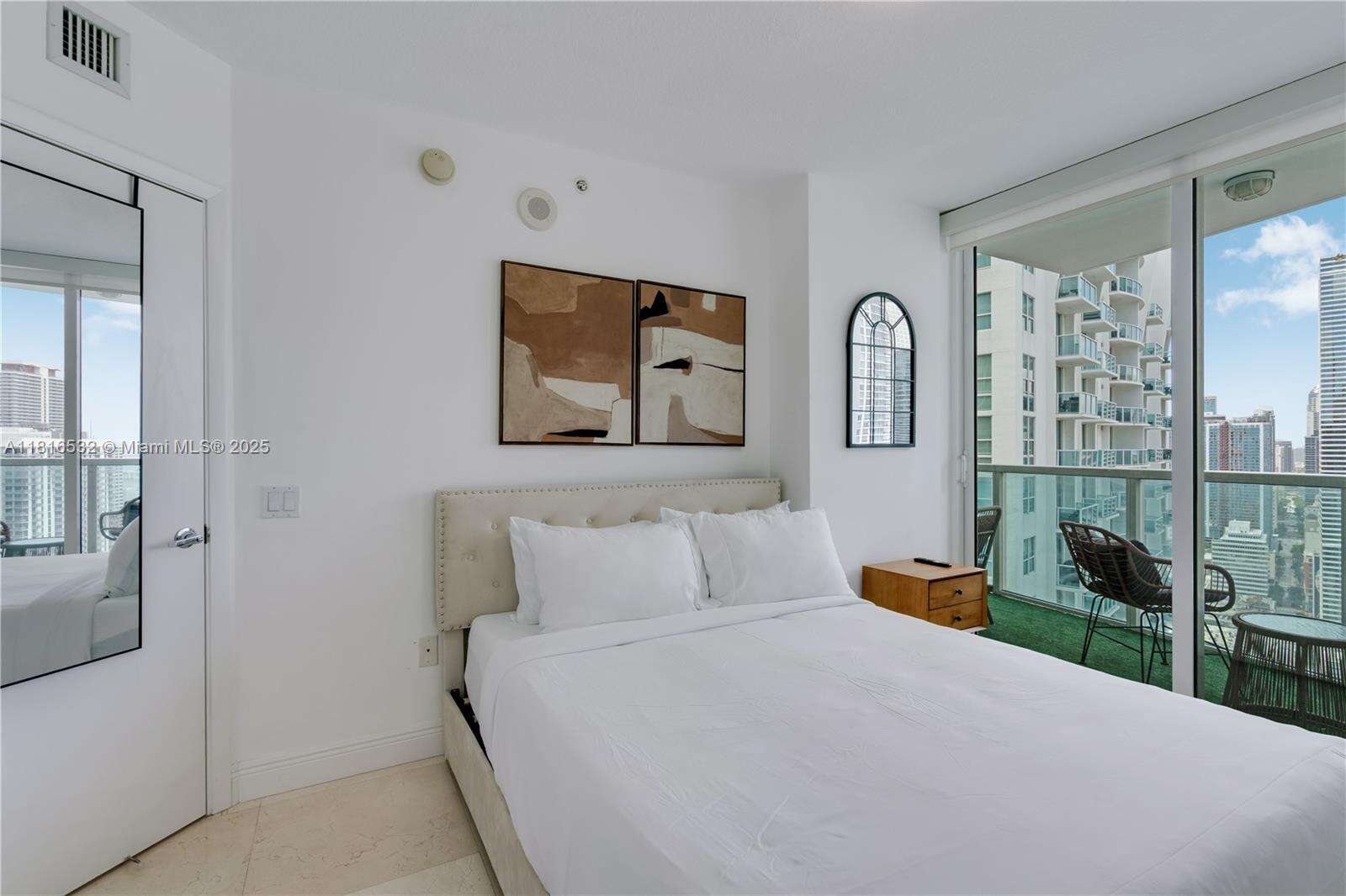Brickell On The River at 41 5 St, Miami, FL 33131 - For Rent photo 9