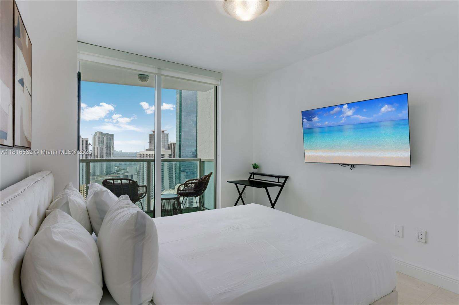 Brickell On The River at 41 5 St, Miami, FL 33131 - For Rent photo 10