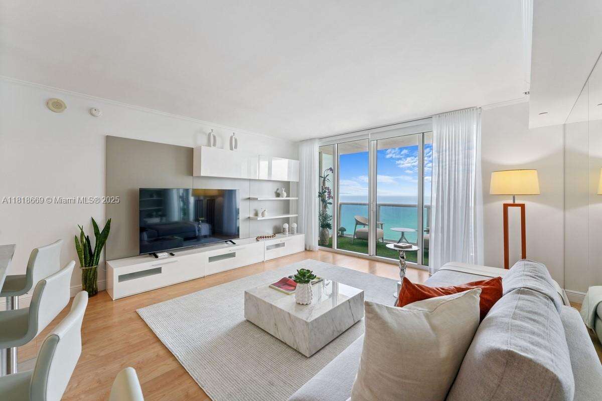 The Beach Club Two at 1830 Ocean Dr, Hallandale Beach, FL 33009 - For Rent photo 5
